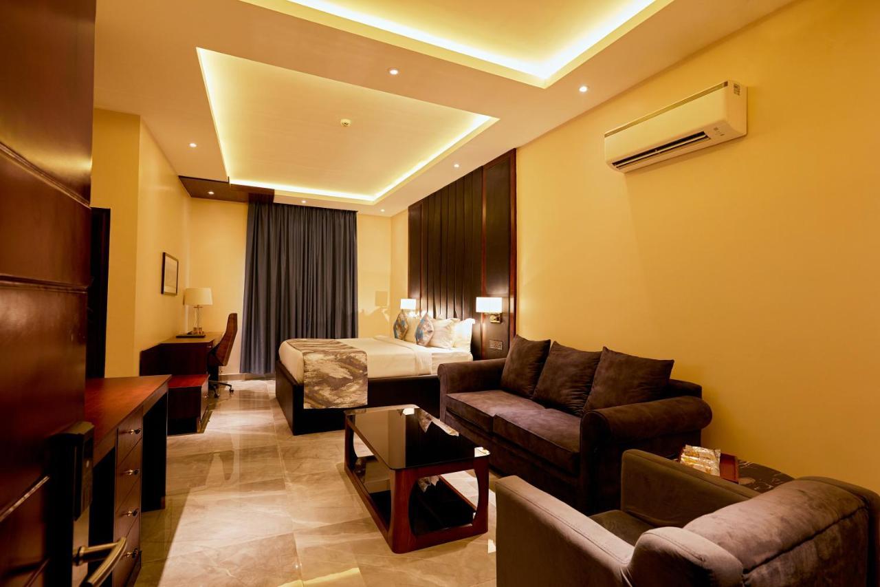 The Yacht Hotel Sea Front Lekki Phase 1 ラゴス エクステリア 写真