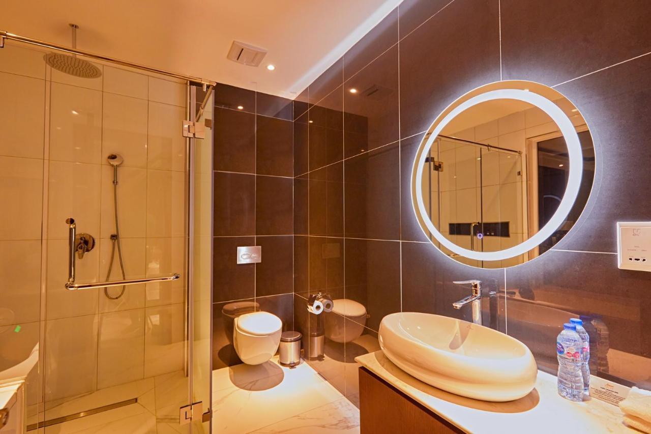 The Yacht Hotel Sea Front Lekki Phase 1 ラゴス エクステリア 写真
