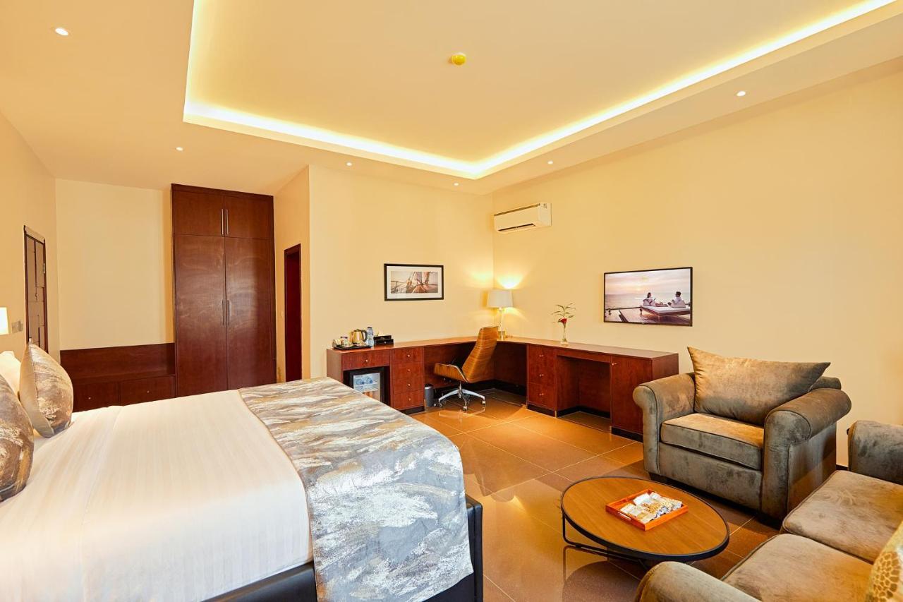 The Yacht Hotel Sea Front Lekki Phase 1 ラゴス エクステリア 写真